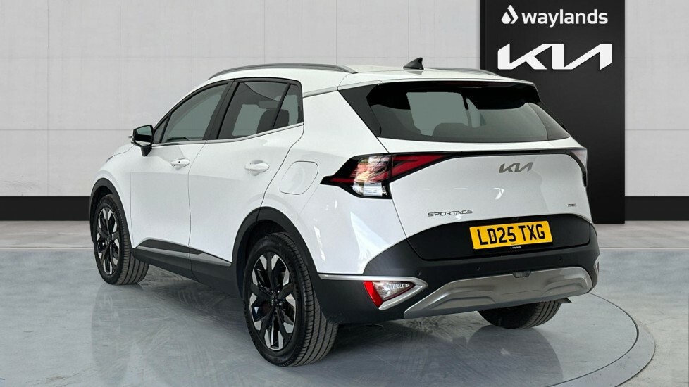 Kia Sportage 1.6T Gdi 241 Phev 3 Awd LD25TXG White #2