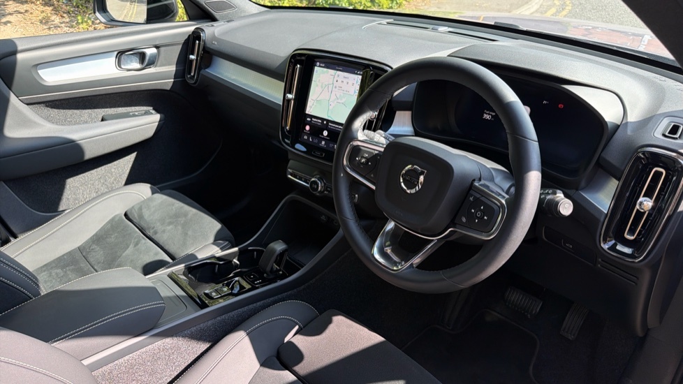 Volvo XC40 Plus, B3 Mild Hybrid, Dark RV75NLE Silver #4