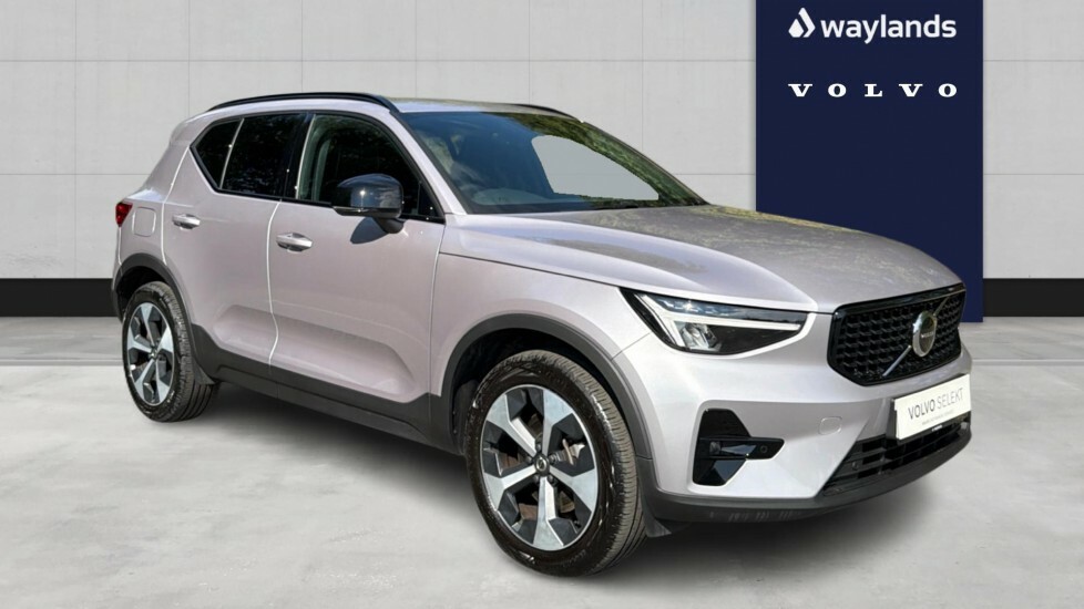 Volvo XC40 Plus, B3 Mild Hybrid, Dark Silver