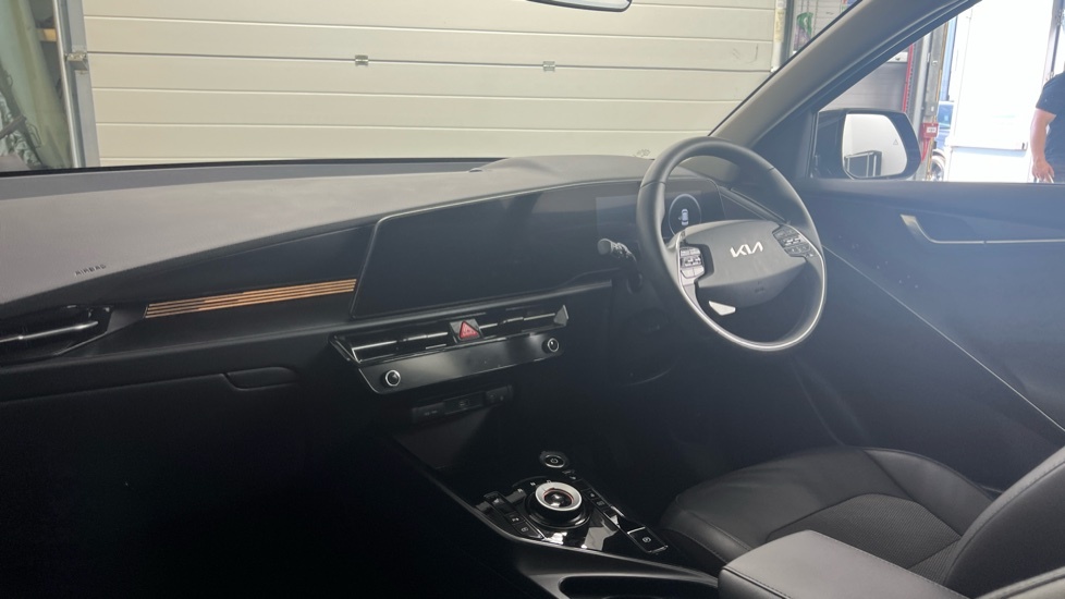 Kia e-Niro 150Kw 3 65Kwh LX24UXE Grey #3