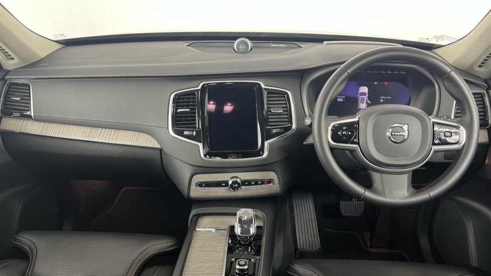 Volvo XC90 T8 Recharge Ultimate, Awd Plug-in Hybrid, LV73VLX Black #5