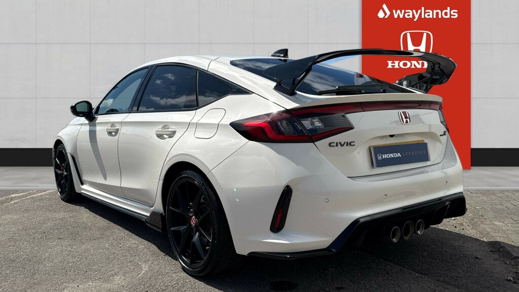 Honda Civic Honda Civic 2.0 Vtec Turbo Type R Hatchback White #3