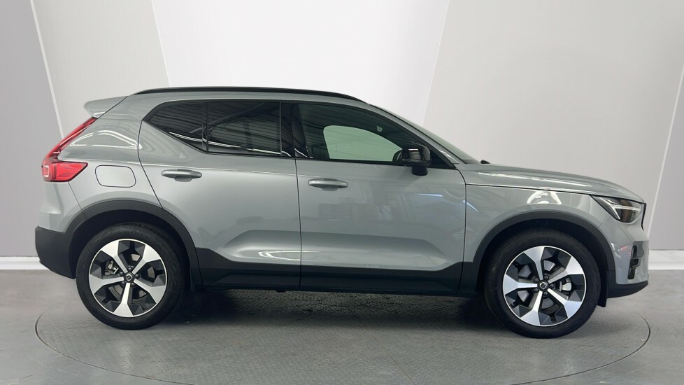 Volvo XC40 B3 Plus, Mild Hybrid, Darkcarlay, Parking RV26PWK Grey #3
