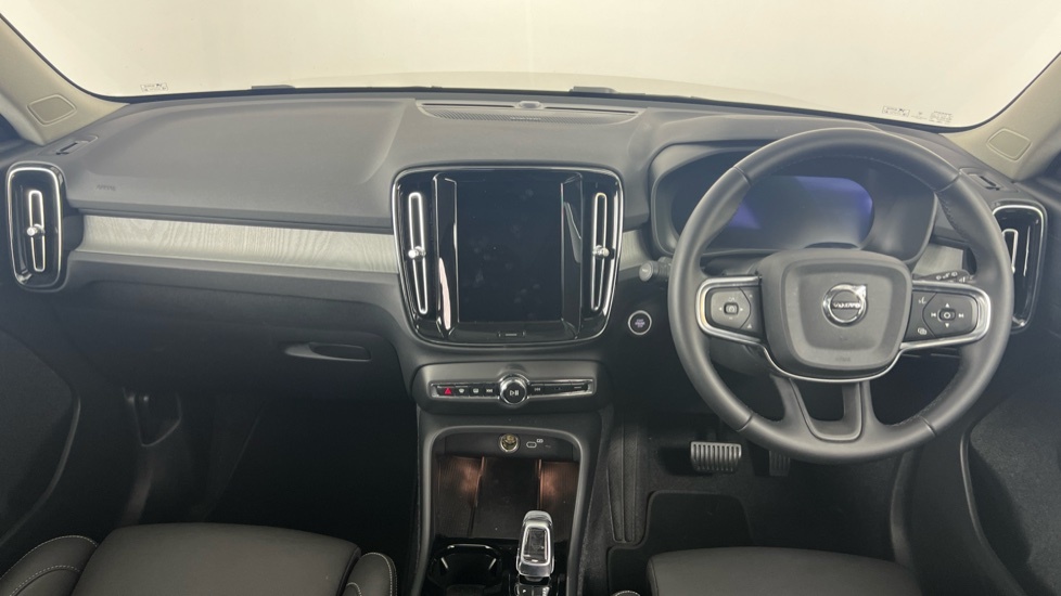 Volvo XC40 B4 Ultra, Mild Hybrid, Darkpanroof, Harma RV26PWU White #5