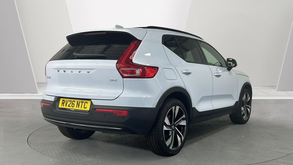 Volvo XC40 Ultra, B4 Mild Hybrid, Dark RV26NTC Blue #2