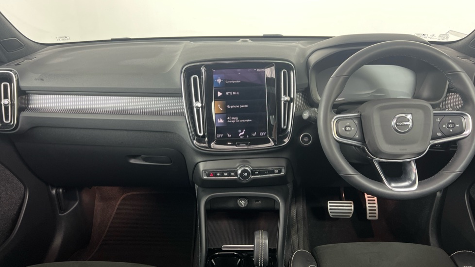 Volvo XC40 T3 R-design, Parking Camera, Heated YL71LCN Blue #5