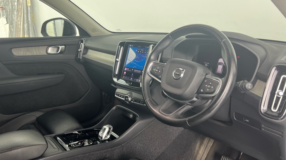 Volvo XC40 Plus, B4 Awd Mild Hybrid, Dark CK23TXD Silver #4