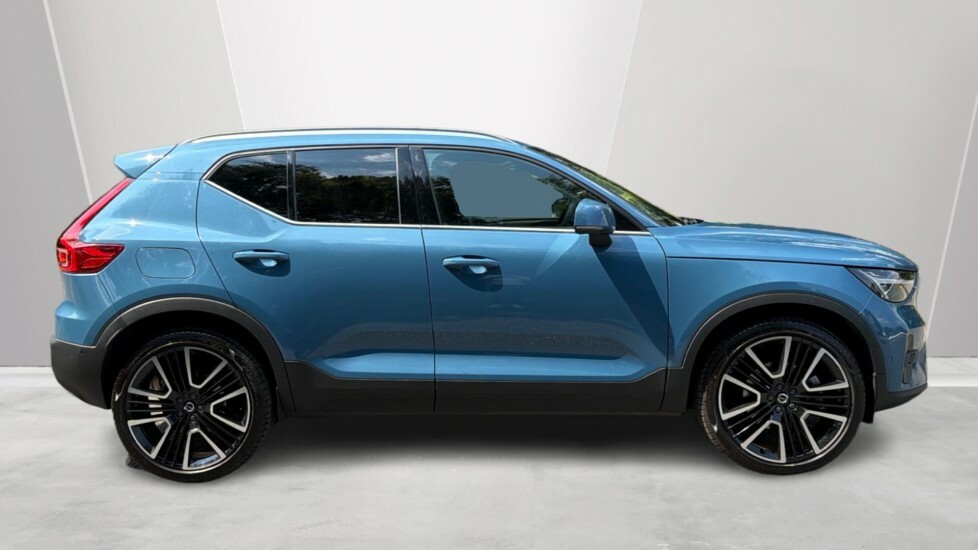 Volvo XC40 Ultra, B4 Mild Hybrid, Bright OW74JRO Blue #3