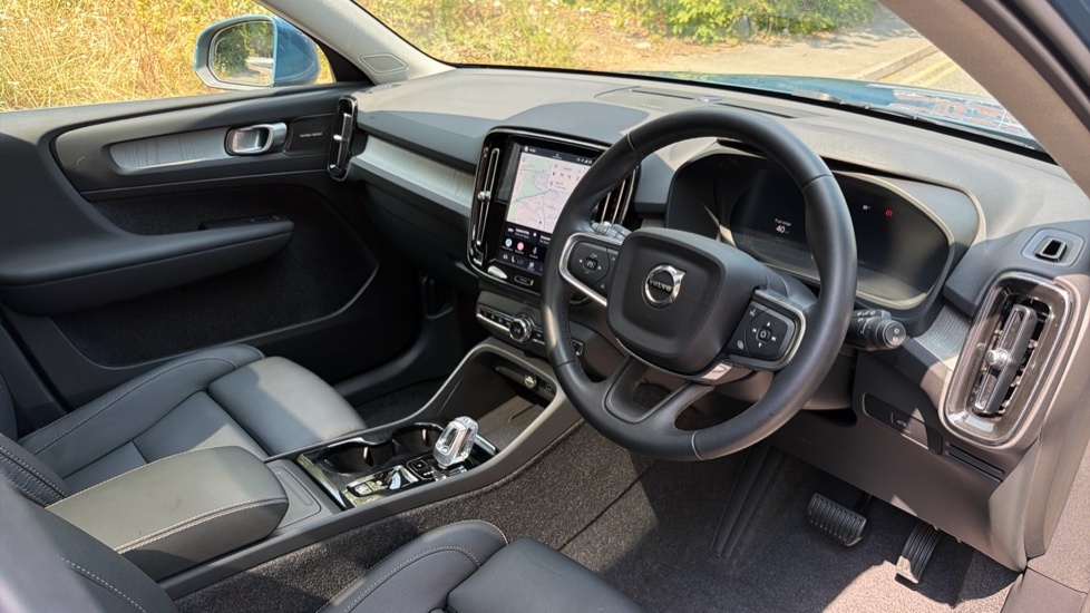 Volvo XC40 Ultra, B4 Mild Hybrid, Bright OW74JRO Blue #4