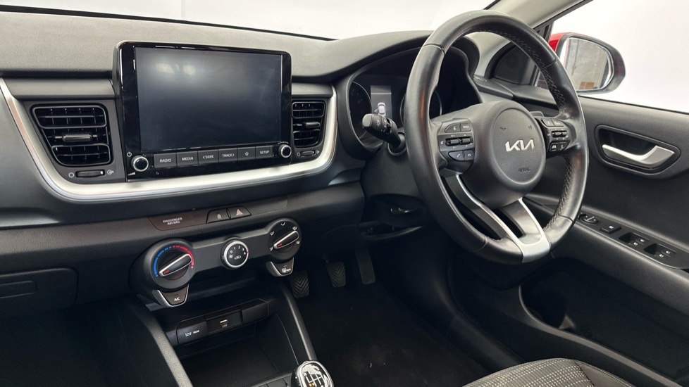 Kia Stonic 2 Red #3