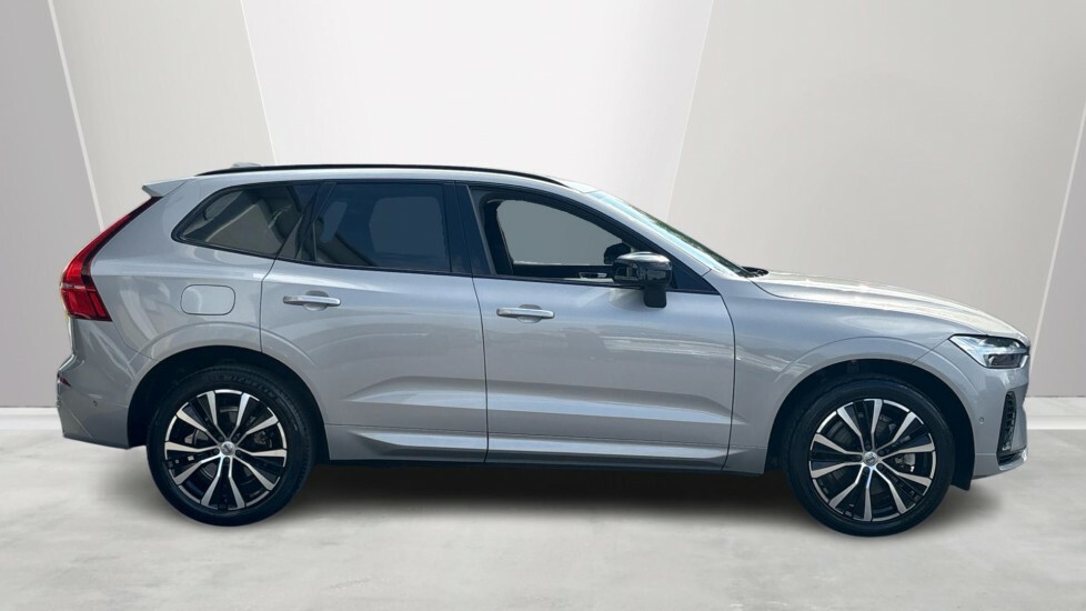 Volvo XC60 Recharge Ultimate, T8 Awd Plug-in Hybrid, CJ23TAV Silver #3
