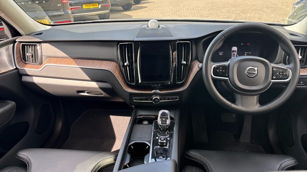 Volvo XC60 Recharge Ultimate, T8 Awd Plug-in Hybrid, CJ23TAV Silver #5