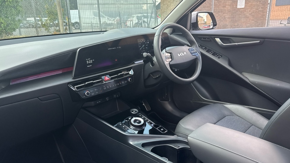 Kia Niro 1.6 Gdi 136 Hybrid Aspire Dct OU26ZPO Grey #3