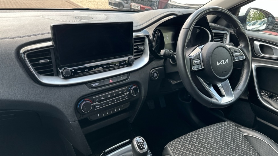 Kia Xceed 1.5T Gdi Isg 3 RO72OWW White #3