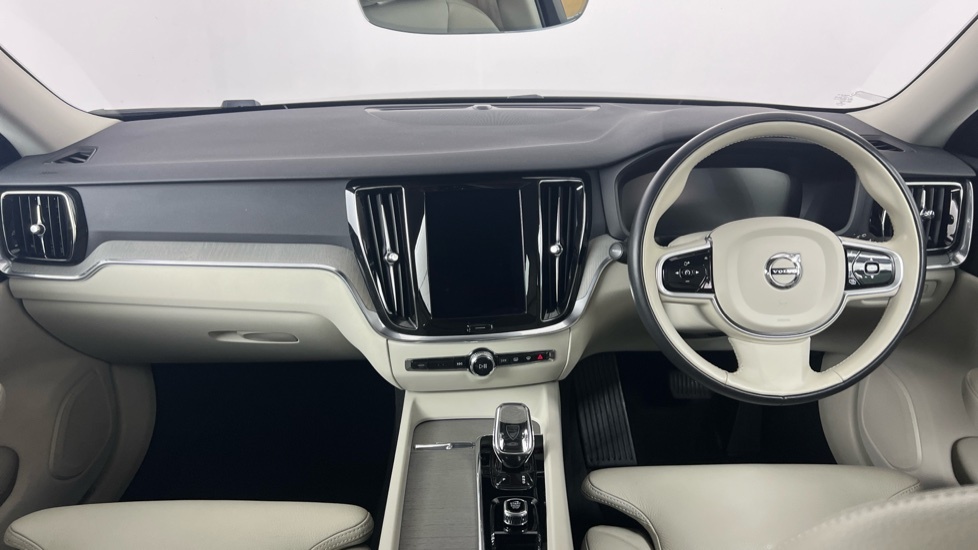 Volvo V60 B3 Inscription, Mild Hybridblond Heated Leather, Grey #5