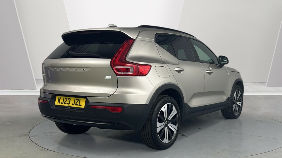 Volvo XC40 Recharge Ultimate, T5 Plug-in Hybrid, KJ23JZL Gold #2