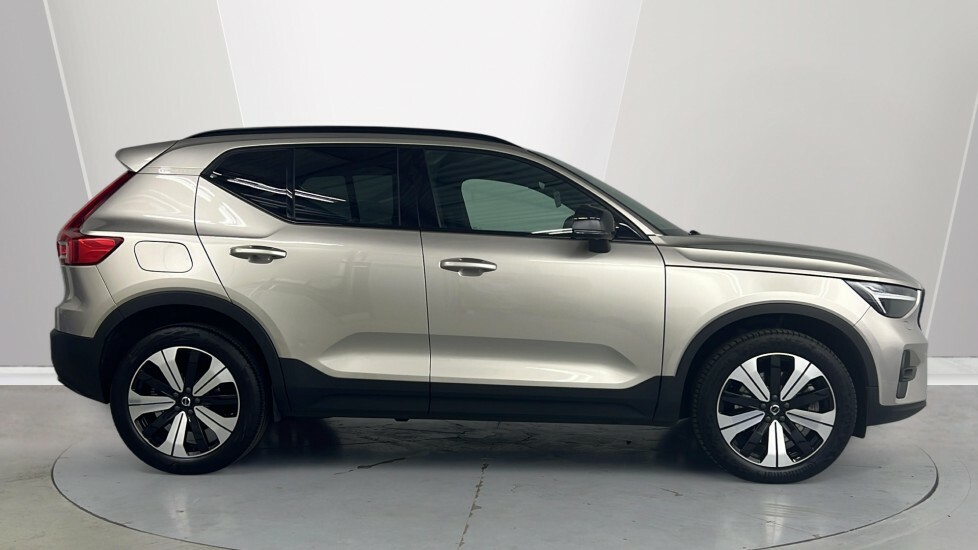 Volvo XC40 Recharge Ultimate, T5 Plug-in Hybrid, KJ23JZL Gold #3