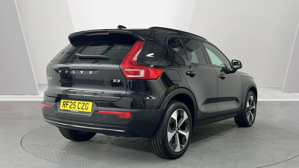 Volvo XC40 B3 Plus, Mild Hybrid, Darklow Road Tax, T RF25CZG Black #2
