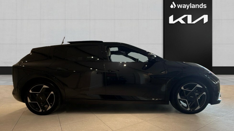 Kia EV4 150Kw Gt-line S 81Kwh Black #4