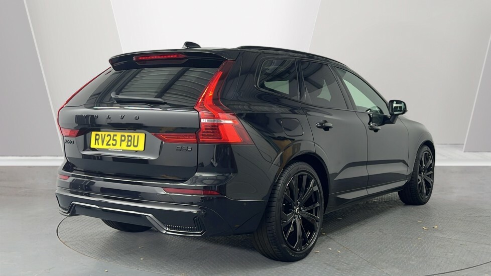 Volvo XC60 B5 Black Edition Ultra, Awd Mild Hybrid, RV25PBU Black #2