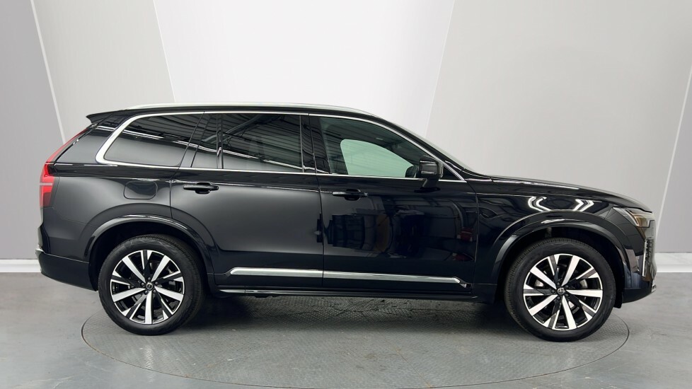 Volvo XC90 B5 Core, Awd Mild Hybrid, Brightcardamom RV25UTY Black #3