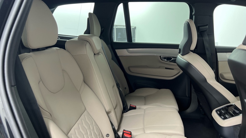 Volvo XC90 B5 Core, Awd Mild Hybrid, Brightcardamom RV25UTY Black #6