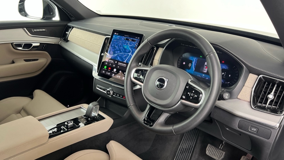 Volvo XC90 B5 Core, Awd Mild Hybrid, Brightcardamom RV25UTY Black #4