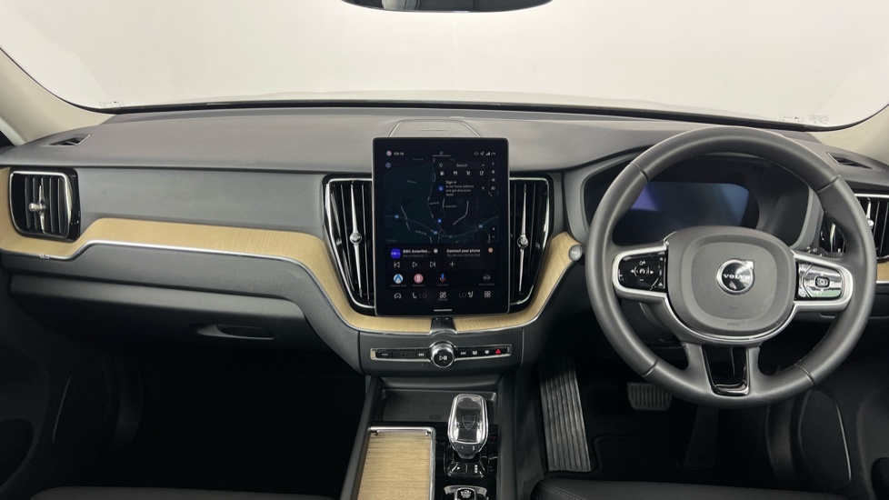 Volvo XC60 B5 Plus, Awd Mild Hybrid, Dark360 Camera RV75VUO Green #5