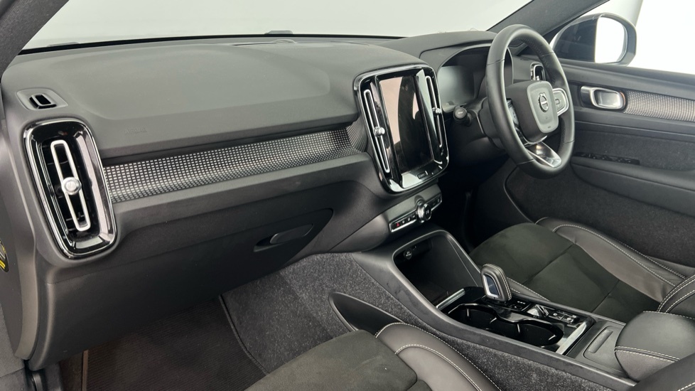 Volvo XC40 R-design, B4 Awd Mild Hybrid Black #6