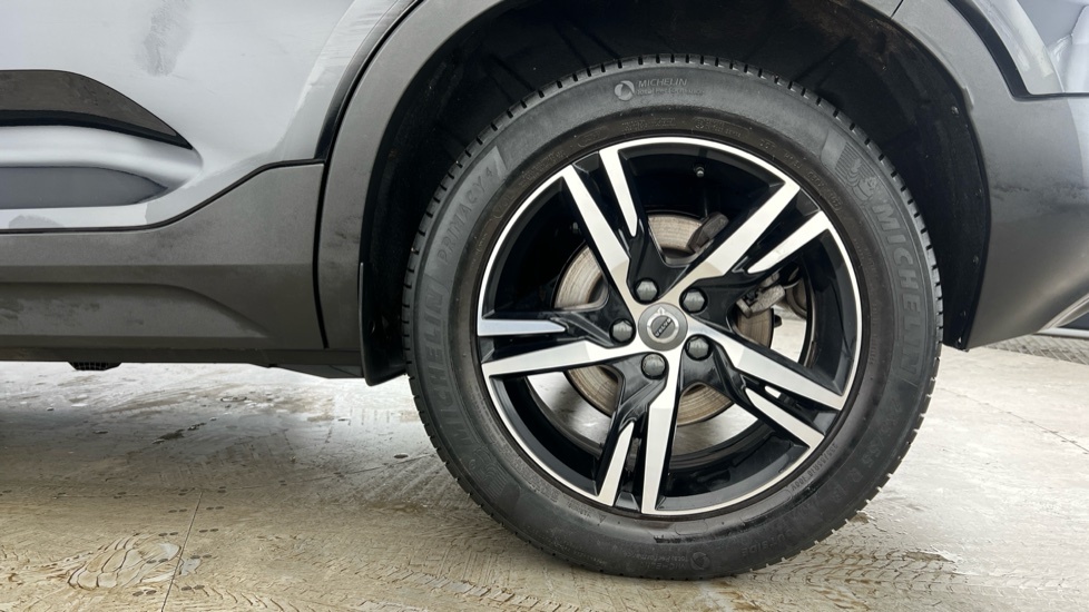 Volvo XC40 R-design, B4 Awd Mild Hybrid Black #4