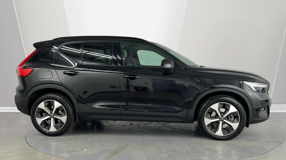 Volvo XC40 Plus, B4 Awd Mild Hybrid, Dark Black #3