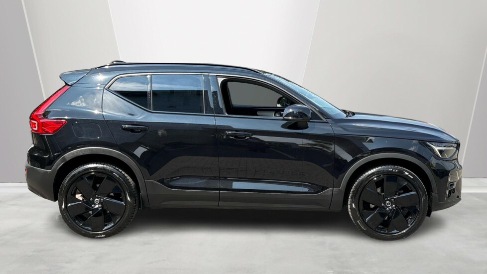 Volvo XC40 Black Edition Plus, B4 Mild Hybrid, Black #3