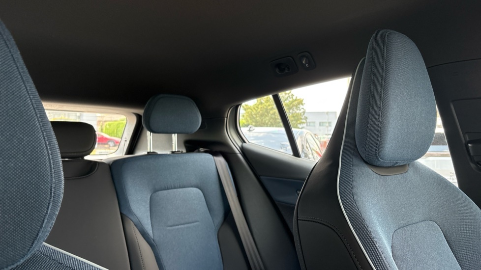 Volvo EX30 Ultra White #65
