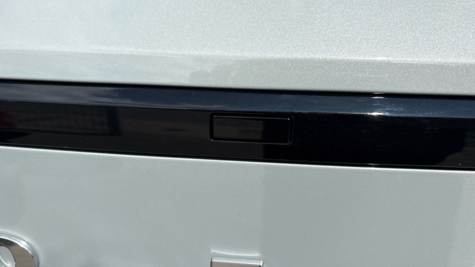 Volvo EX30 Ultra White #19