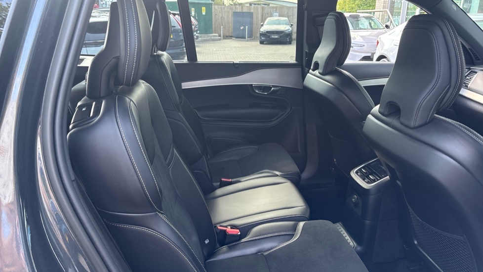 Volvo XC90 Recharge R-design, T8 Awd Plug-in Hybrid, 7 Seats KP22TCJ Grey #6