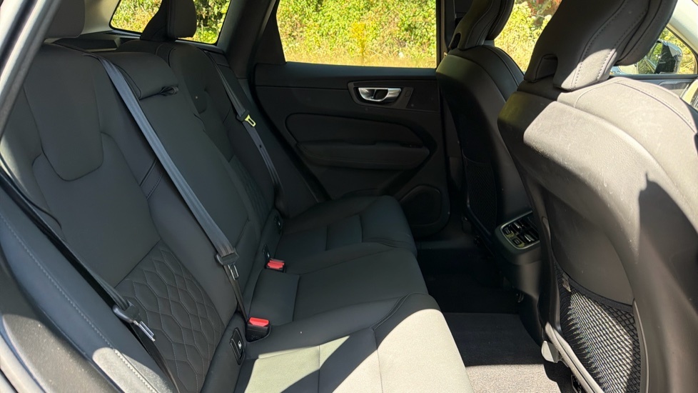 Volvo XC60 Plus, B5 Awd Mild Hybrid, Dark Black #6