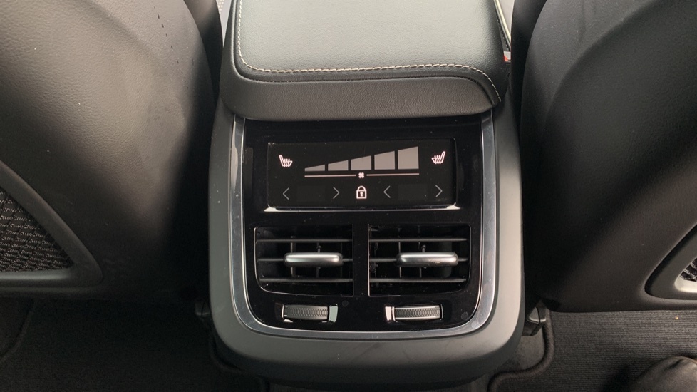 Volvo XC60 Volvo Xc60 Plus Silver #32