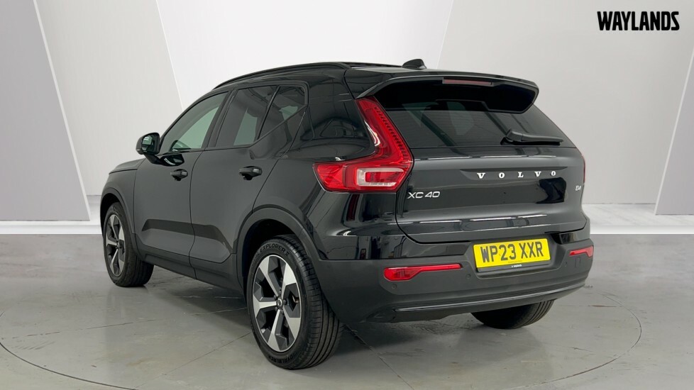 Volvo XC40 Ultimate, B4 Mild Hybrid, Dark Black #2