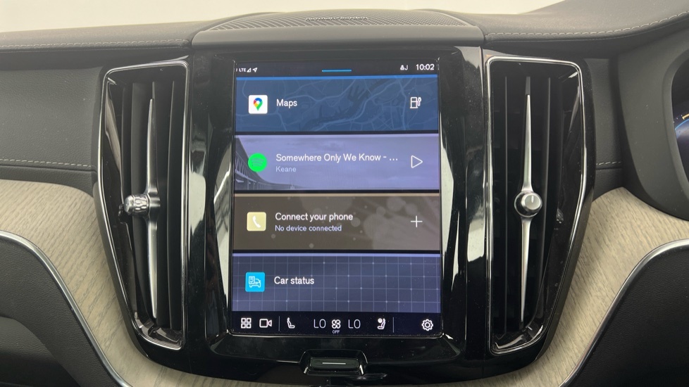 Volvo XC60 2L R-design Black #21