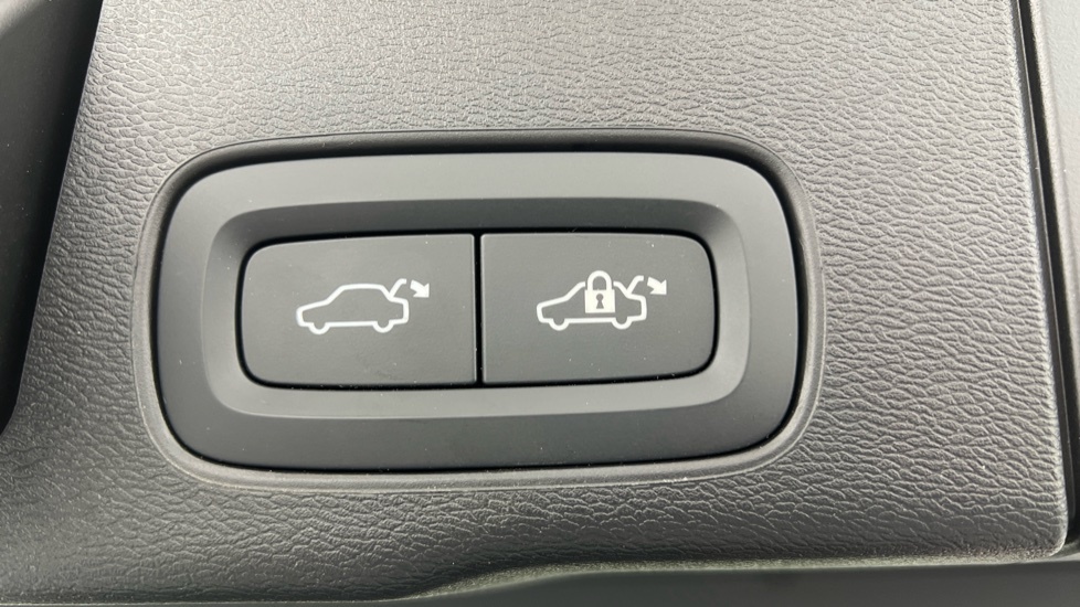 Volvo XC60 2L R-design Black #45