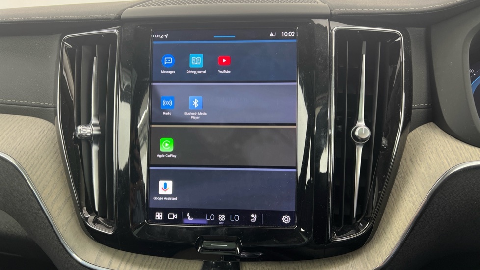 Volvo XC60 2L R-design Black #22