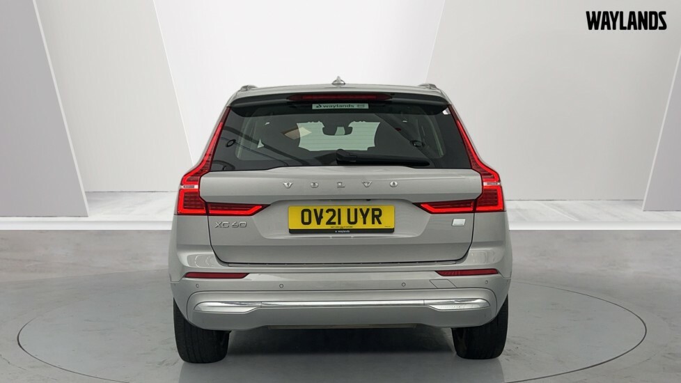 Volvo XC60 2L R-design Black #13