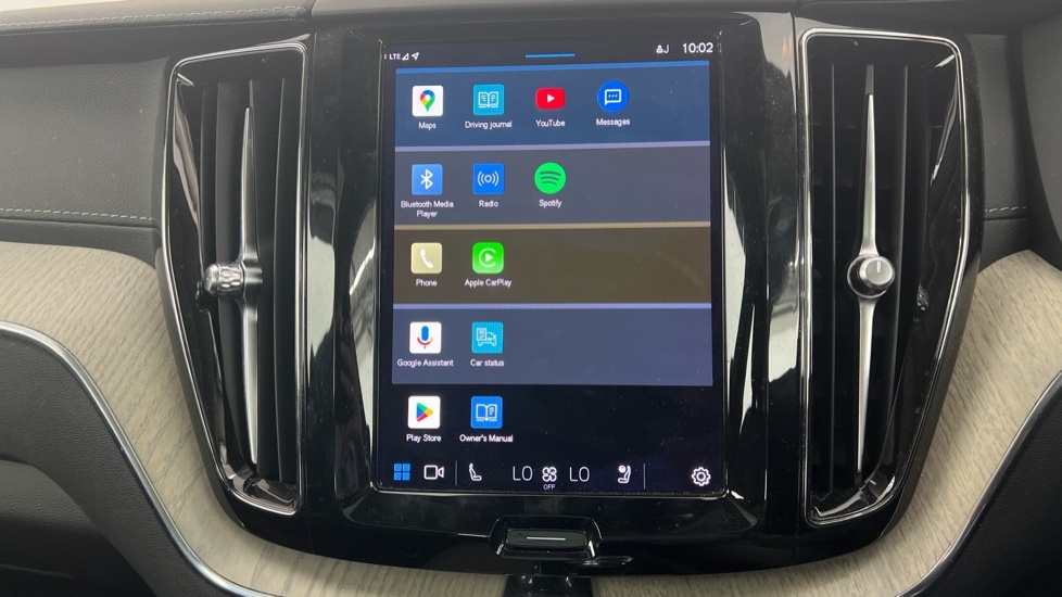 Volvo XC60 2L R-design Black #26