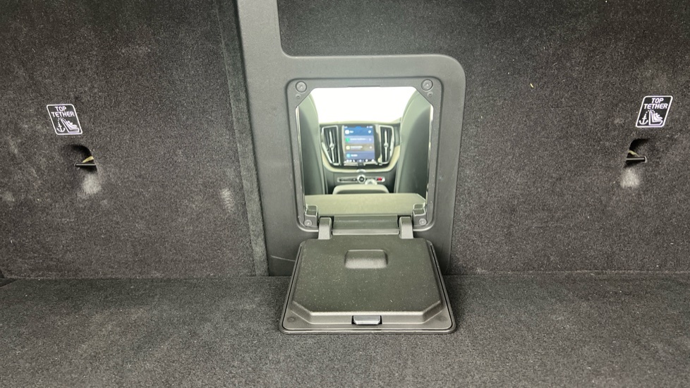 Volvo XC60 2L R-design Black #43
