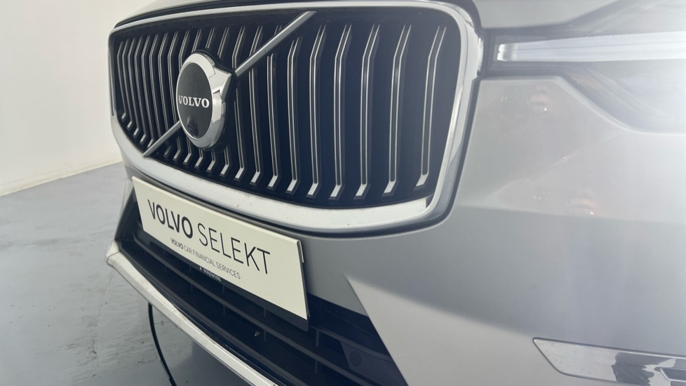 Volvo XC60 2L R-design Black #54