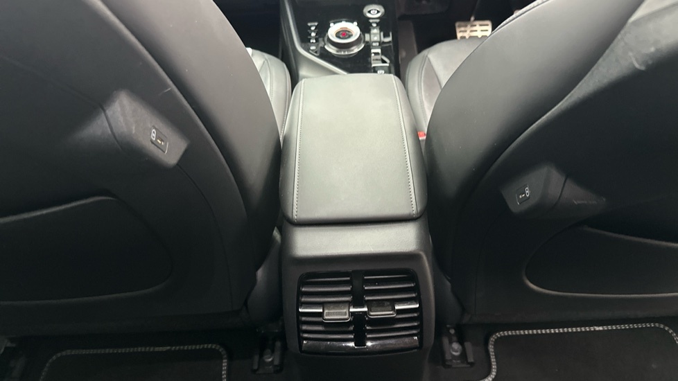 Kia e-Niro 64.8Kwh 4 Suv White #43