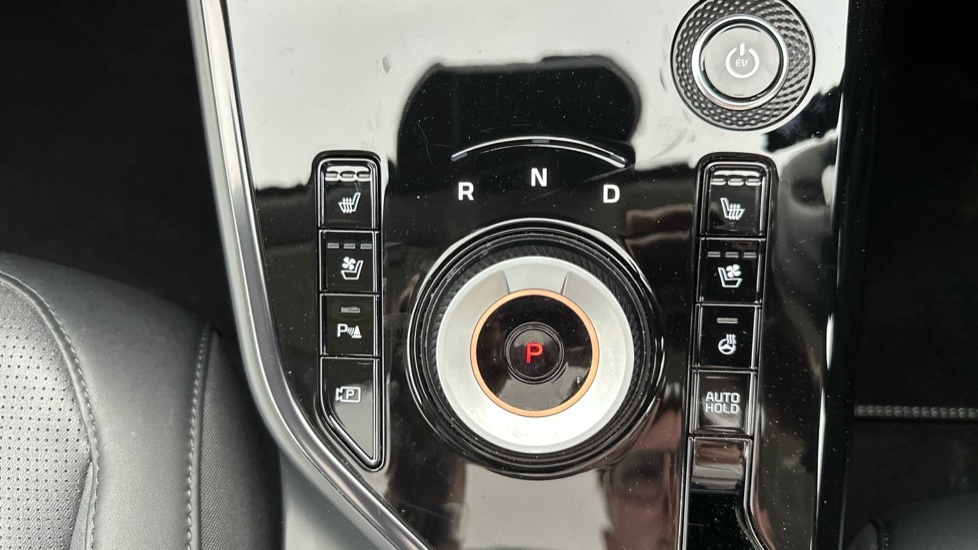 Kia e-Niro 64.8Kwh 4 Suv White #33