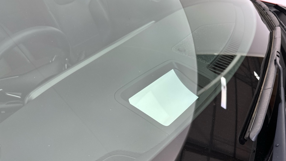 Kia e-Niro 64.8Kwh 4 Suv White #50
