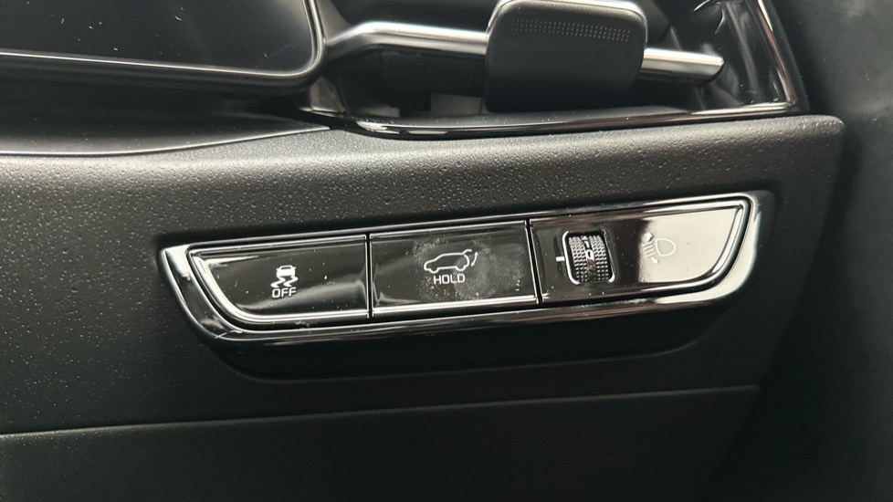 Kia e-Niro 64.8Kwh 4 Suv White #21