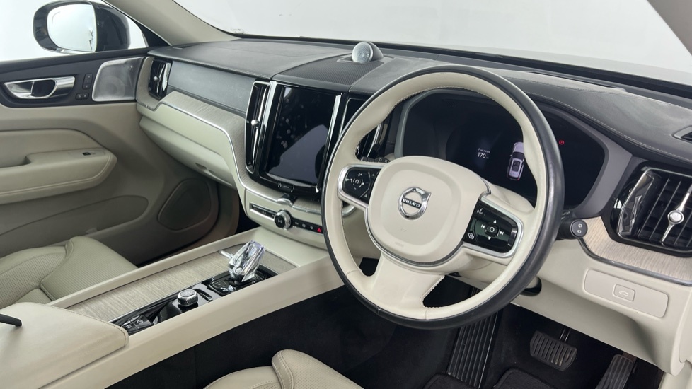 Volvo XC60 B5 Ultimate, Awd Mild Hybrid, Darkharman Blue #4